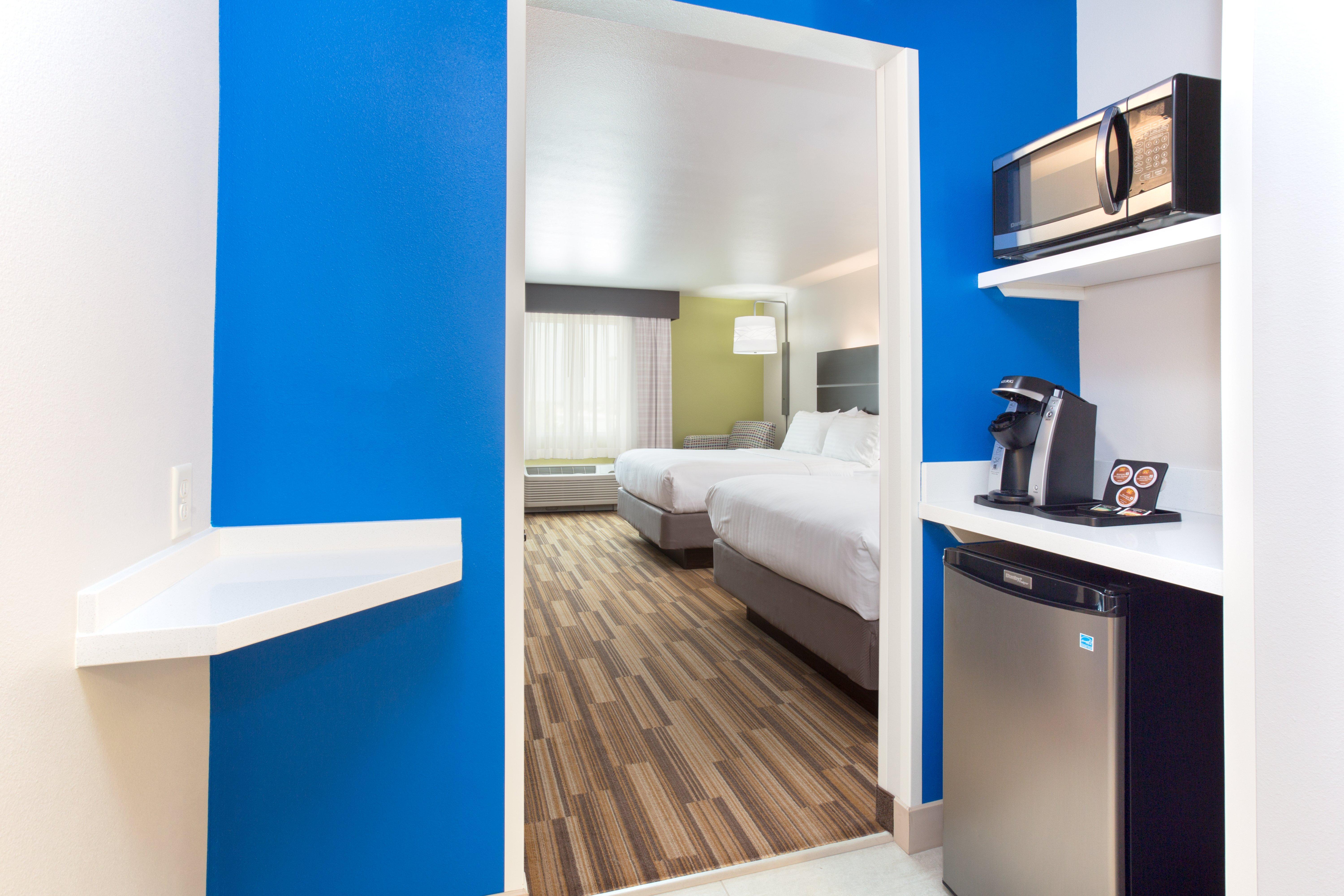 Holiday Inn Express & Suites Lincoln I - 80 By Ihg Exterior photo